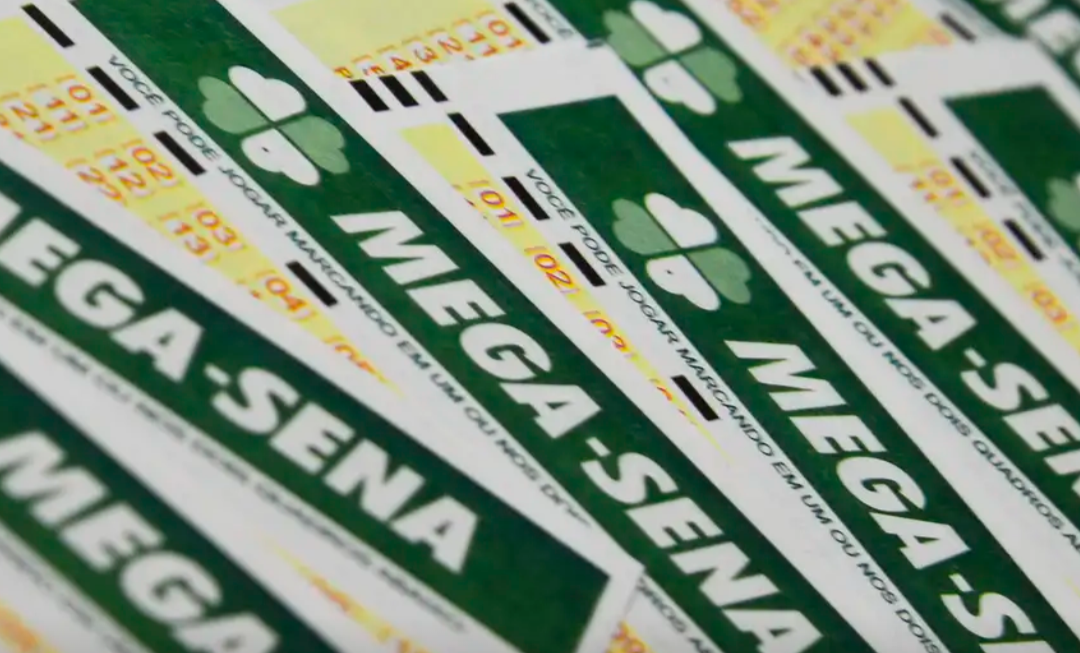 O concurso de número 3.012 da Mega-Sena, sorteado nesta quinta-feira (28), não teve vencedores para o prêmio principal. Com isso, o valor acumulou, e o ...