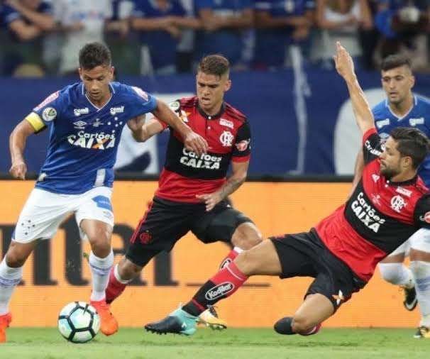 O aguardado sorteio da Copa Libertadores, conduzido pela Conmebol nesta sexta-feira (29), definiu o confronto entre Cruzeiro e Flamengo pelas oitavas de...