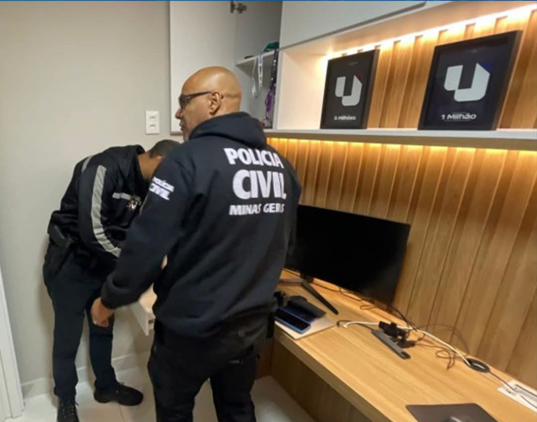 A Polícia Civil, através da Delegacia de Polícia de Repressão aos Crimes Cibernéticos (DPRCC/Dercc), sob a coordenação do Delegado Marcos Vinícius De Da...