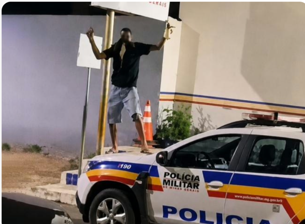 Um jovem de 18 anos foi detido em Belo Oriente, no Vale do Aço, após ser reconhecido em um vídeo que circulou amplamente nas redes sociais. As imagens m...
