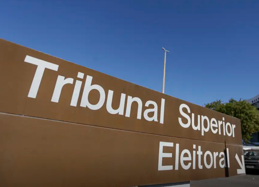 Nesta quarta-feira, dia 3, o Tribunal Superior Eleitoral (TSE) divulgou que um montante de R$ 4,9 bilhões do Fundo Especial de Financiamento de Campanha...