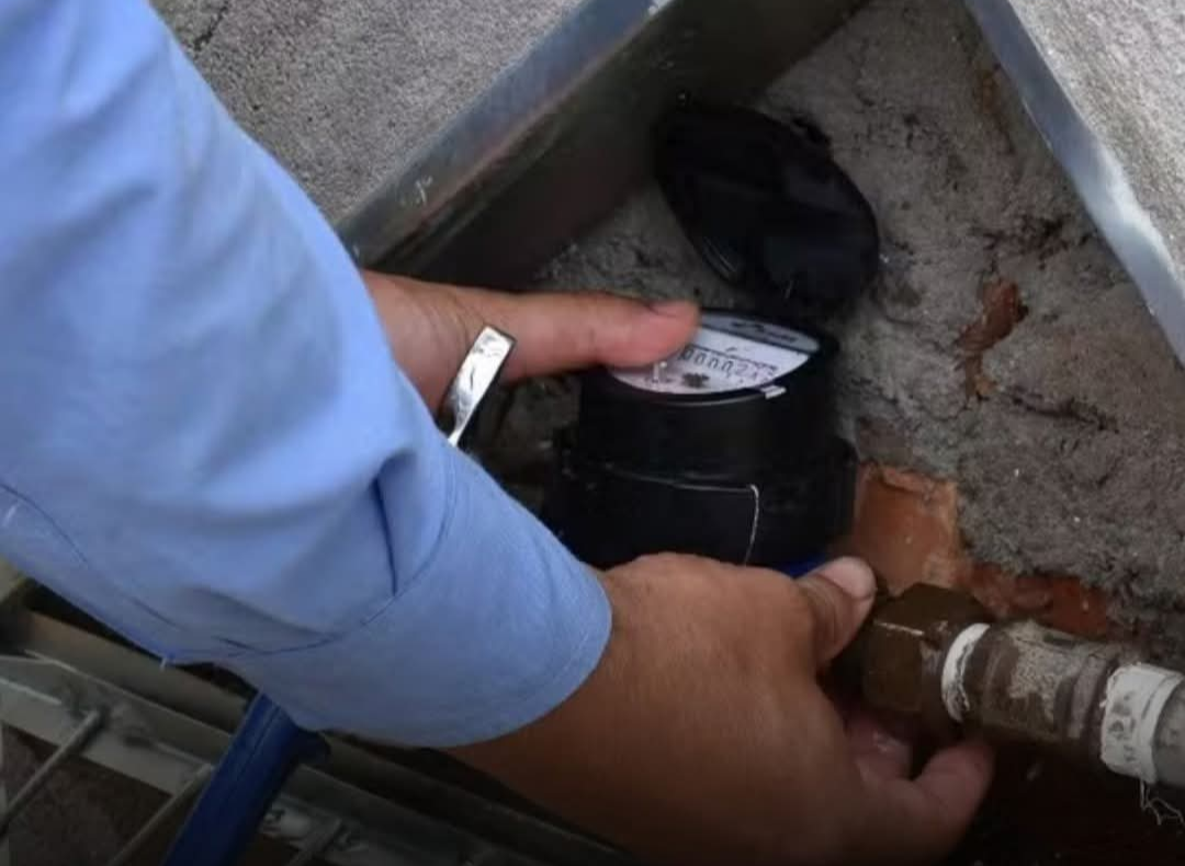 Os moradores de São João del-Rei deverão se preparar para um reajuste nas contas de água e esgoto nos próximos meses. A Agência Reguladora Intermunicipa...