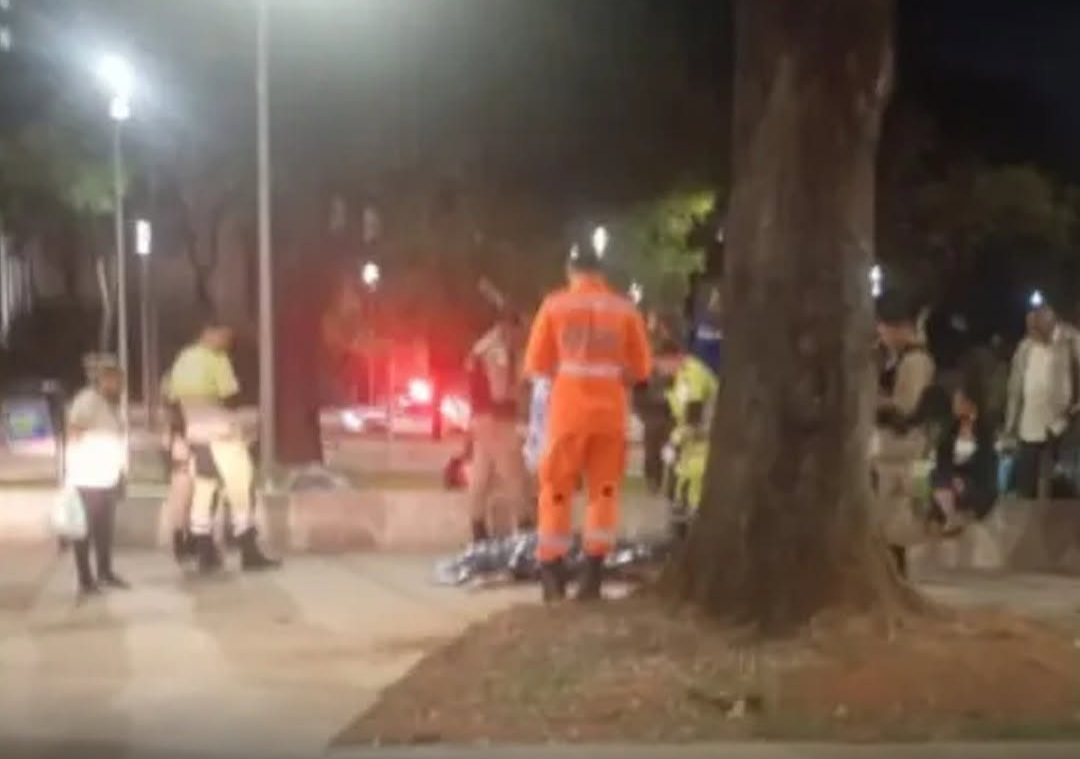 A noite de quarta-feira, 3 de junho, foi marcada pela descoberta do corpo de um homem em situação de rua na Praça Rio Branco, popularmente conhecida com...