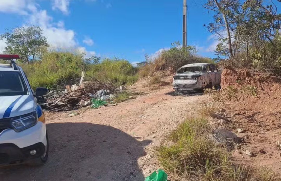 Wemerson Rodrigues Costa, um motorista de aplicativo de 41 anos, foi encontrado sem vida e carbonizado dentro de um veículo incendiado nesta sexta-feira...