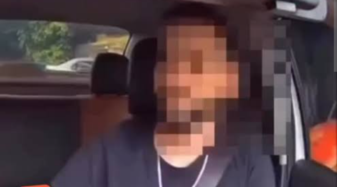 Um profissional de transporte por aplicativo, de 27 anos, foi alvo de um roubo na madrugada deste domingo (7) na cidade de Coronel Fabriciano. Ele foi a...