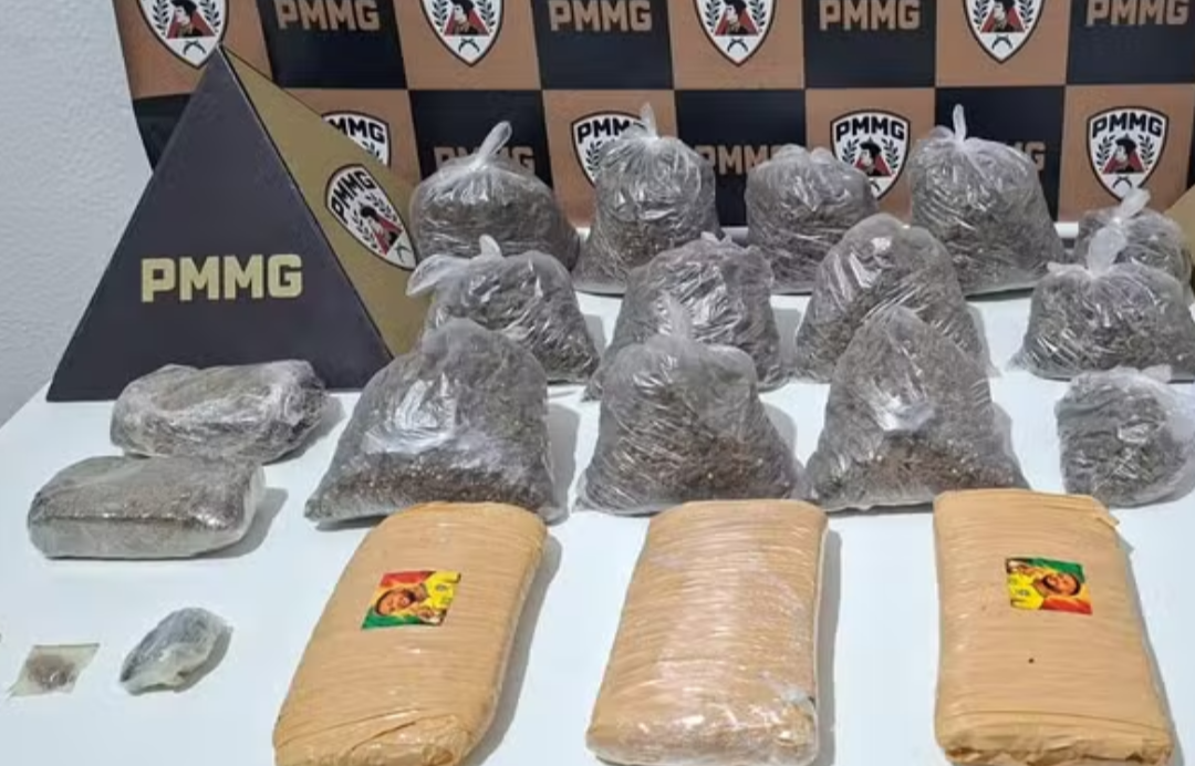Uma significativa quantidade de entorpecentes foi apreendida pela Polícia Militar na noite da última quarta-feira, dia 17, no bairro Bela Vista, em Timó...