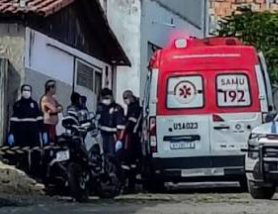 Divinópolis foi palco de um ataque a tiros que resultou na morte de um homem e deixou outro ferido na noite de sexta-feira, dia 19, no bairro Mangabeira...