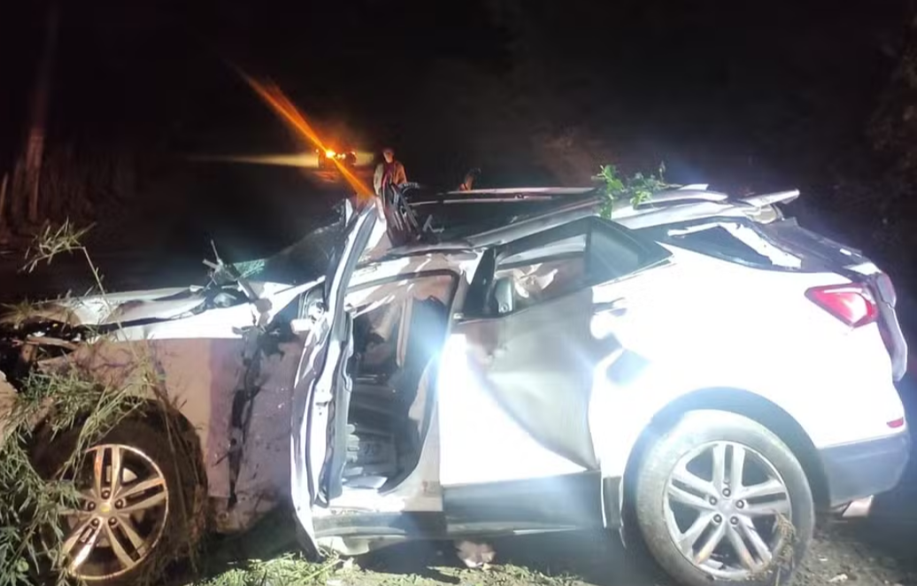 O médico Gustavo Petronilho Clímaco faleceu em um trágico acidente automobilístico na noite desta sexta-feira (19) na MG-353, município de Rio Novo. Ele...