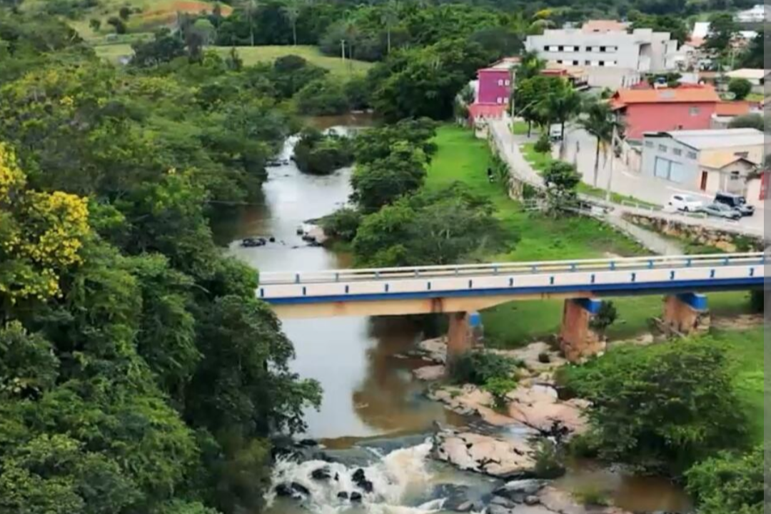 Em uma data que hoje revisitamos em nossos arquivos, 16 de abril de 2026, o Portal Minas destacava a encantadora Taquaraçu de Minas. Localizada estrateg...