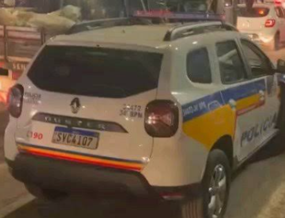 Cinco indivíduos, sendo quatro mulheres e um homem, foram levados a uma unidade hospitalar em Pirapora neste domingo (21), após se ferirem com objetos c...