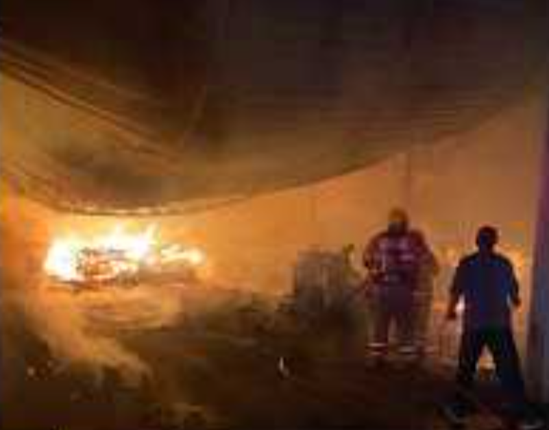 Um extenso incêndio devastou dois galpões destinados à produção de artesanato na madrugada deste domingo, dia 21 de junho, no município de Baependi, em ...