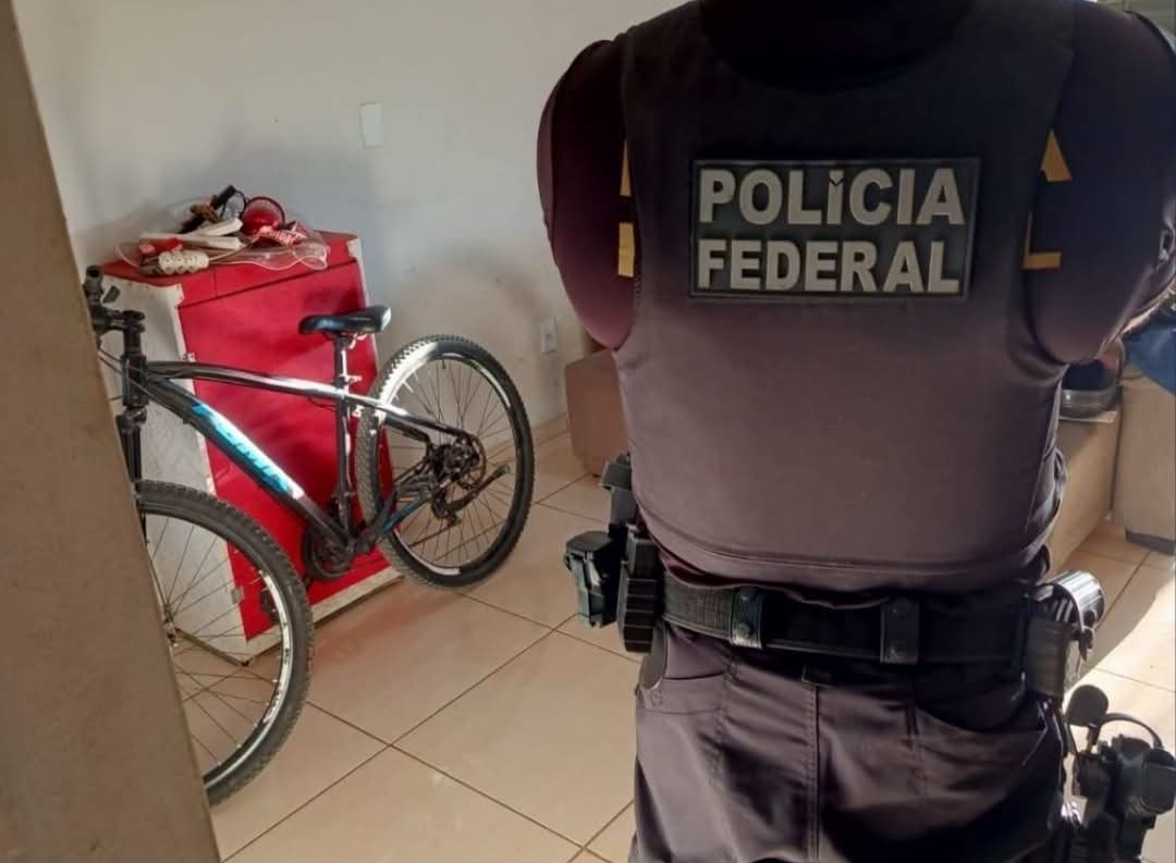 Um homem de 24 anos foi detido em flagrante pela Polícia Federal na quinta-feira, 25 de junho, no município de Buritizeiro, localizado no Norte de Minas...