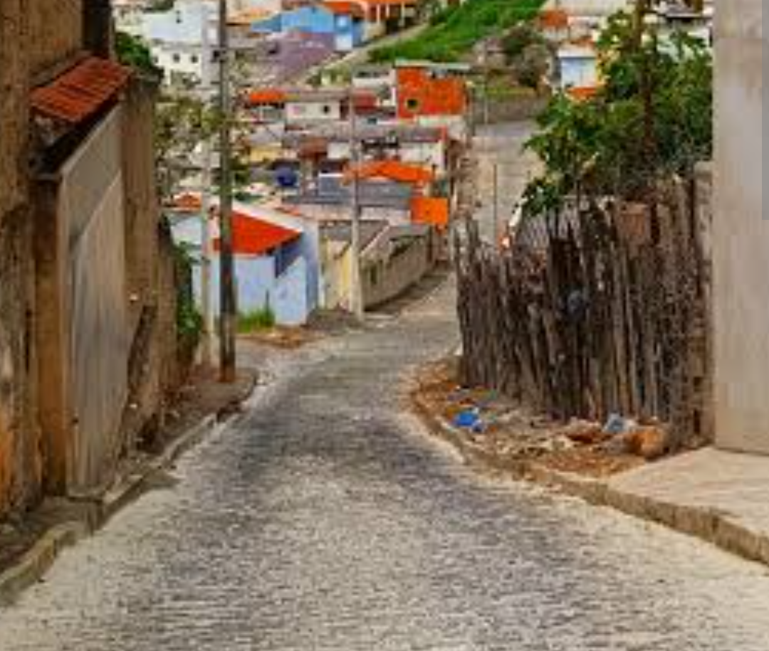 A comunidade do Alto de Santana, em Santana do Paraíso, demonstra grande expectativa pelo início das obras de pavimentação das ruas Santo Antônio e Camp...