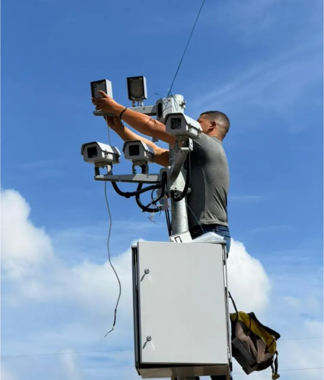 A partir de 16 de julho, os motoristas de Ipatinga deverão redobrar a atenção: os equipamentos de fiscalização eletrônica instalados em diversos cruzame...