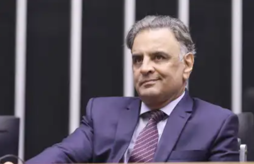 Um levantamento recente da Atlas/Bloomberg, divulgado nesta quarta-feira, 1º de julho de 2026, indica que o deputado federal Aécio Neves (PSDB) figura c...