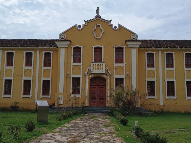 A incerteza paira sobre a preservação do antigo prédio do Colégio Angélica, em Coronel Fabriciano, um local que carrega profunda ligação histórica e afe...