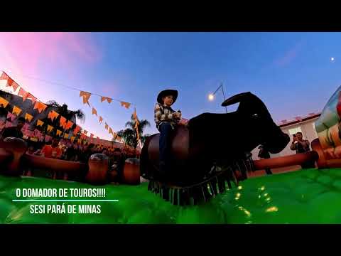Uma Festa Junina foi sediada pelo Serviço Social da Indústria (SESI) na cidade de Pará de Minas, localizada no estado de Minas Gerais. A celebração ocor...