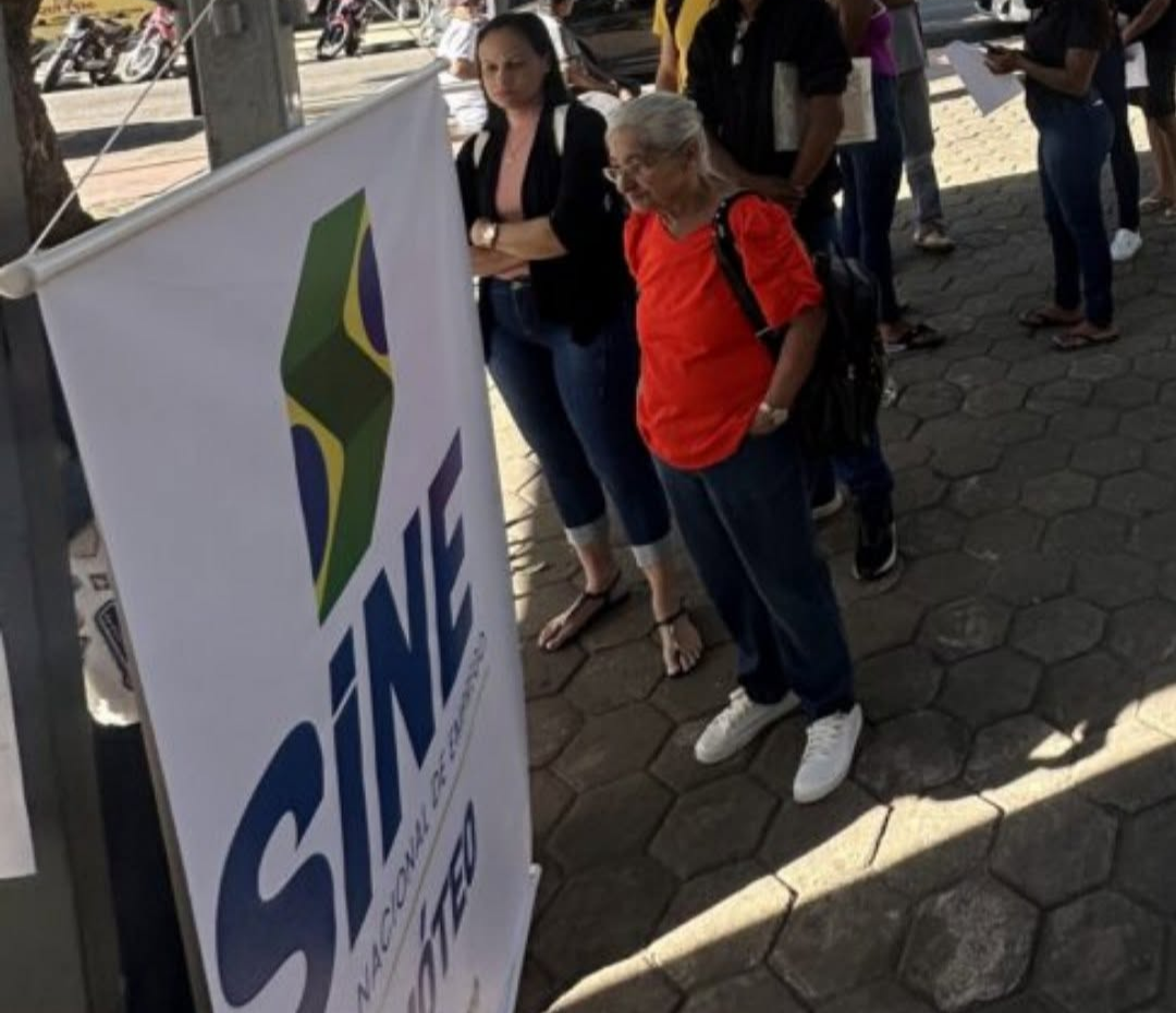 Timóteo registra um significativo avanço na empregabilidade, com o Sistema Nacional de Emprego (SINE) do município beneficiando aproximadamente 2 mil tr...
