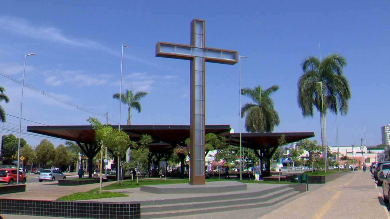 A Prefeitura Municipal de Paracatu divulgou o edital para um novo concurso público que oferece 277 vagas imediatas em diversas áreas. A iniciativa visa ...