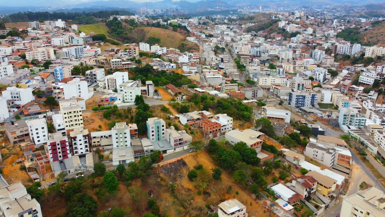 Um movimento de residentes de Ipatinga tem sido observado em direção a municípios vizinhos. A população local tem buscado novas opções de moradia fora d...