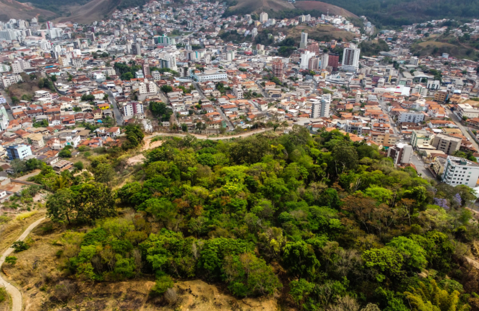 A Câmara Municipal de João Monlevade, localizada na Região Central de Minas Gerais, divulgou o Edital nº 01/2026 para preenchimento de diversas vagas de...