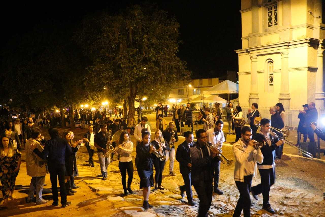 O distrito de Piacatuba, em Leopoldina, prepara-se para sediar a 21ª edição do tradicional Festival de Viola de Piacatuba e Gastronomia. Com uma trajetó...