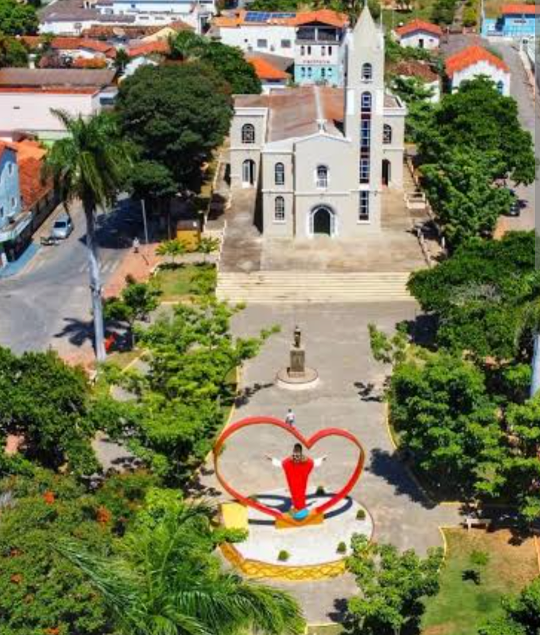 A mobilidade intermunicipal tornou-se um ponto de debate central para os moradores de Coração de Jesus, em Minas Gerais. A conexão da cidade com os polo...