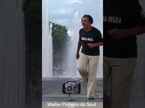 Walter Pinheiro da Silva, amplamente reconhecido como Walter Pinheiro do Soul ou Sir Walter Soul, figura icônica da dança de rua e da cultura black em B...