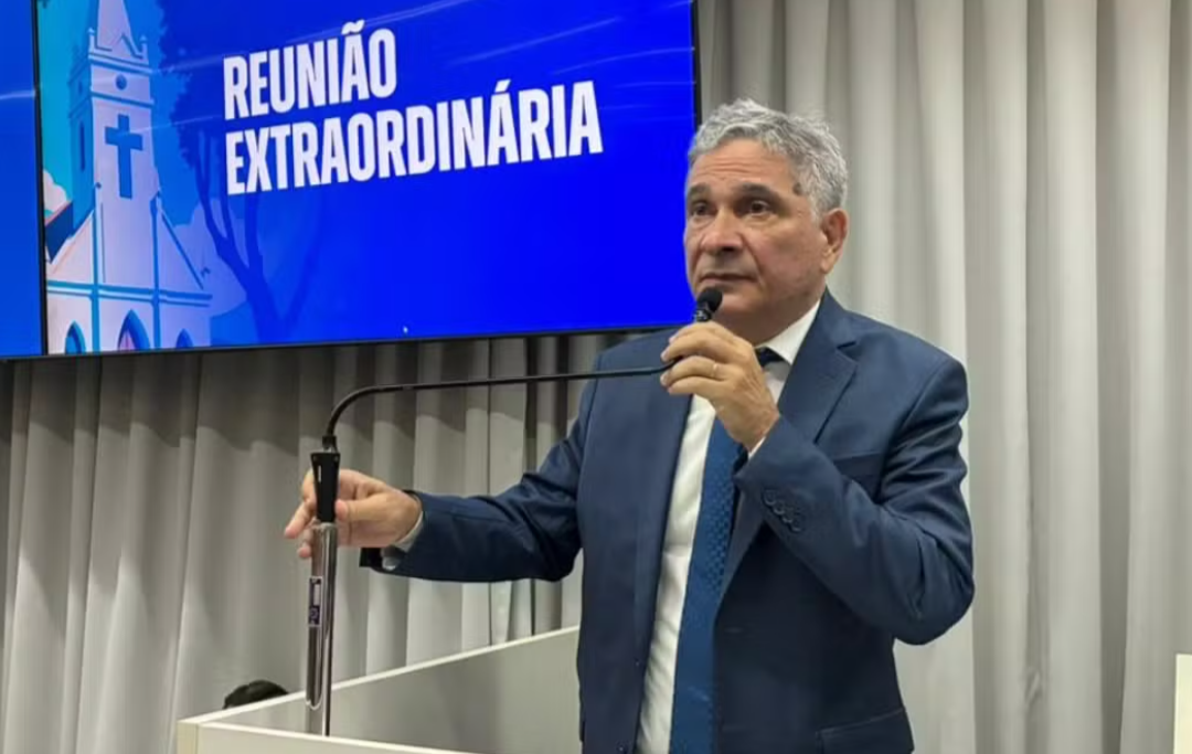 A Polícia Civil de Minas Gerais cumpriu mandados de busca e apreensão na manhã desta sexta-feira, 24 de julho de 2026, em imóveis que possuem ligação co...