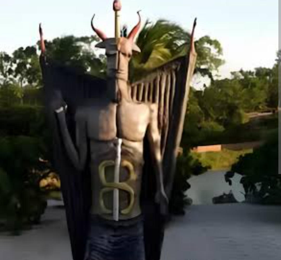 Moradores de São Gonçalo do Amarante, cidade da Região Metropolitana de Fortaleza, foram surpreendidos pela imponente presença de uma estátua de 11 metr...