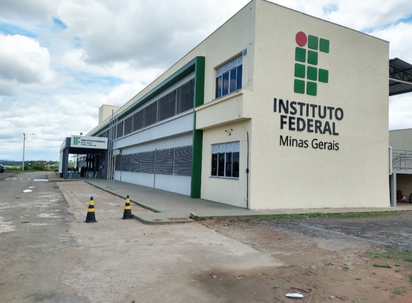 O Instituto Federal de Minas Gerais (IFMG), campus Ipatinga, abriu processo seletivo para o ano de 2027, disponibilizando um total de 140 vagas. Um dos ...
