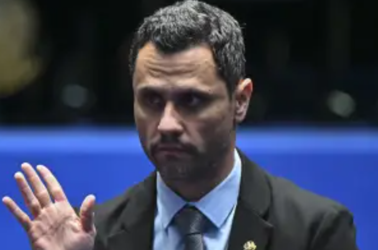 A movimentação política em Minas Gerais se intensifica com a iminente definição da chapa majoritária do Republicanos para a disputa pelo governo estadua...