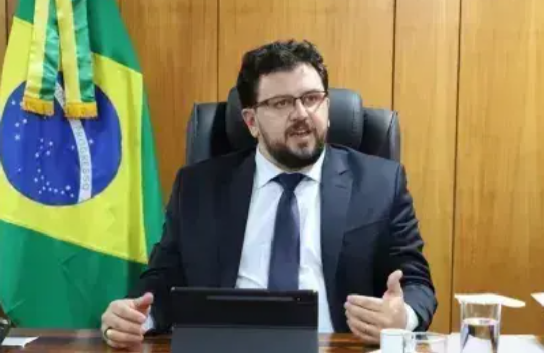 O Partido Liberal (PL) está preparando uma representação a ser protocolada no Supremo Tribunal Federal (STF) com o objetivo de solicitar a abertura de u...