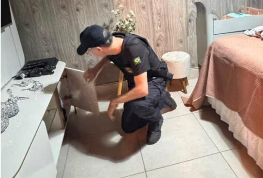 A Polícia Federal (PF) deflagrou na última quarta-feira, 12 de agosto, a Operação Canudo, com o objetivo de reprimir um esquema de venda de diplomas e f...