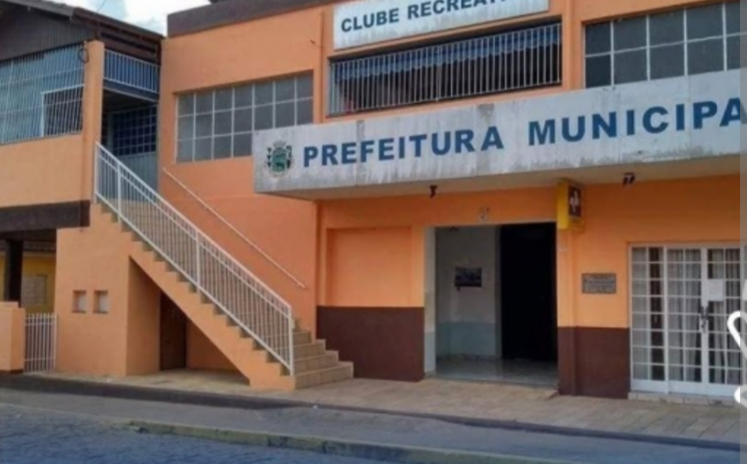 O Ministério Público de Minas Gerais (MPMG) ingressou, na última segunda-feira, 11 de agosto, com uma Ação Civil Pública (ACP) contra o município de Con...