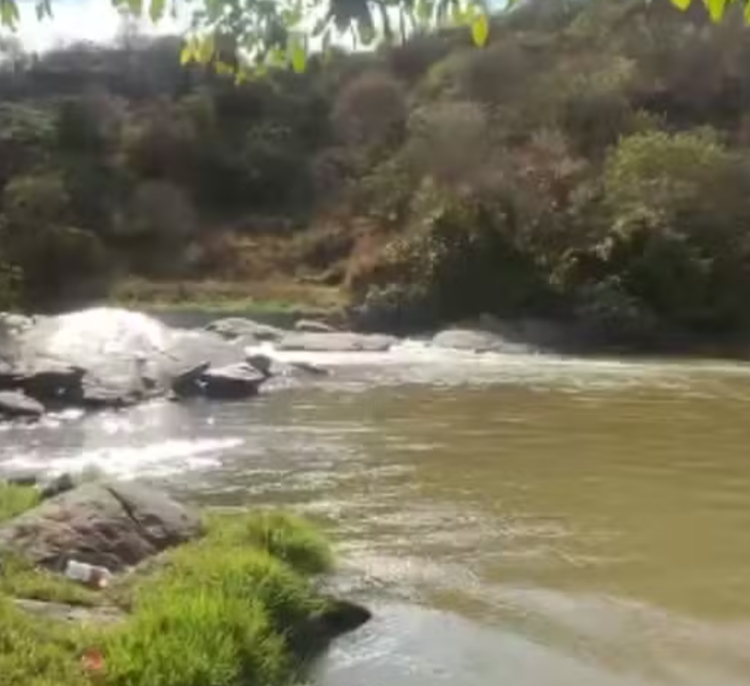 Uma fatalidade abalou a localidade de Mathias Lobato, em Minas Gerais, com o registro do afogamento de jovens em um rio da região. O incidente, de propo...