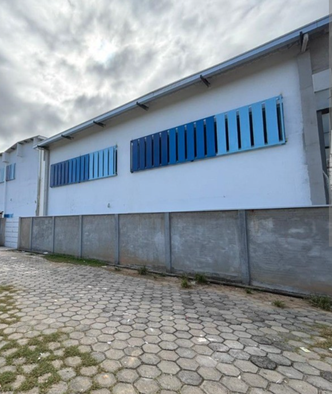 A Universidade Federal de Ouro Preto (UFOP) anunciou a oferta de 200 novas vagas para seu campus em Ipatinga, destinadas aos cursos de Pedagogia e Direi...