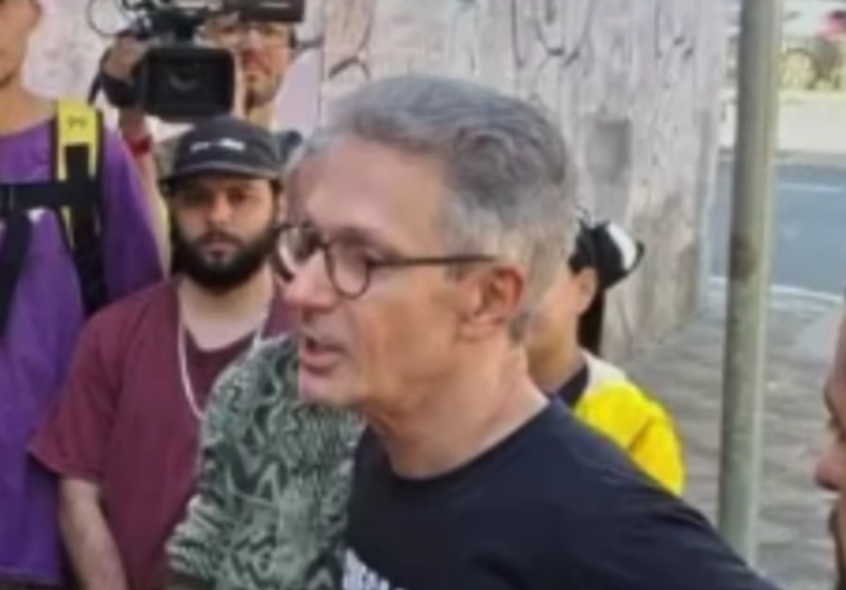 O candidato à Presidência Romeu Zema (Novo) esteve presente na Consolação, região central de São Paulo, para um encontro com aproximadamente 20 entregad...