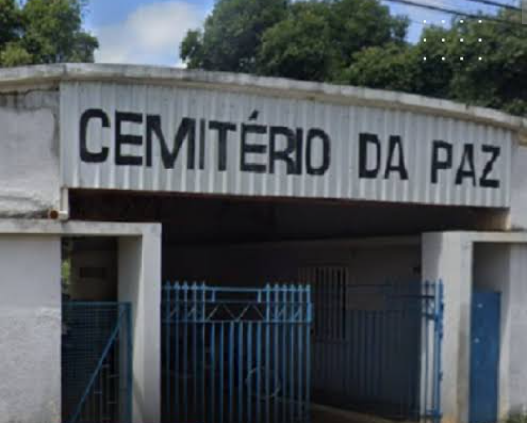 Uma operação da Polícia Militar em Governador Valadares, realizada em 31 de agosto de 2026, expôs a utilização do Cemitério da Paz como um ponto estraté...