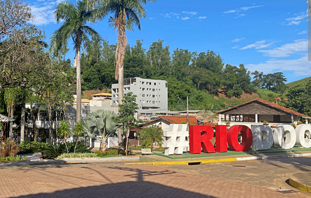A segurança no entorno das escolas é um tema que mobiliza comunidades em todo o país, e em Rio Doce MG, essa preocupação tem ganhado destaque. A questão...
