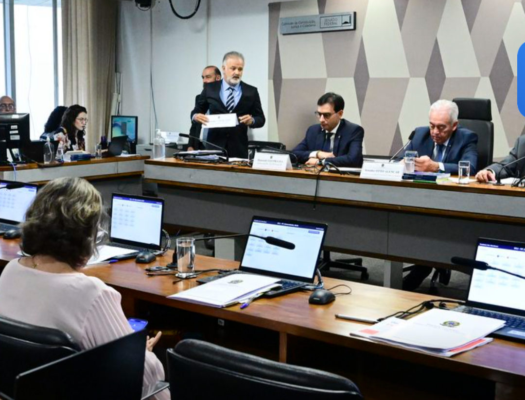 A Comissão de Constituição e Justiça (CCJ) do Senado Federal deu um passo significativo nesta quarta-feira, 2 de agosto, ao aprovar de forma simbólica a...