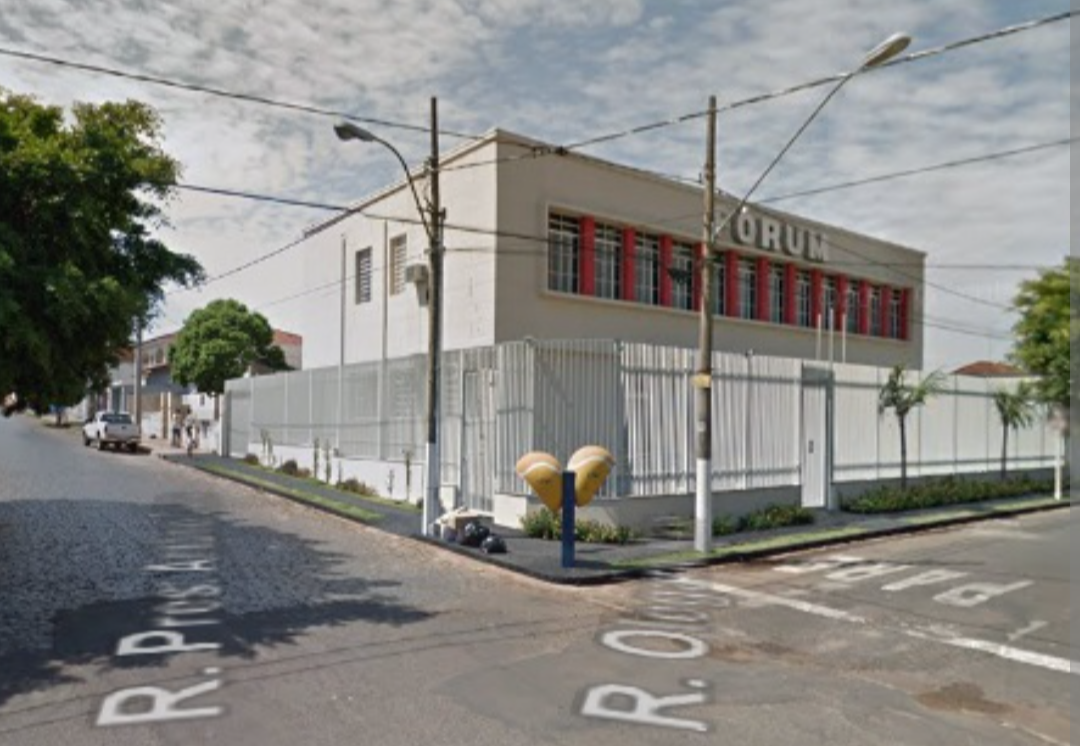 A Câmara Municipal de Tupaciguara, localizada no estado de Minas Gerais, acaba de publicar o edital de seu novo concurso público, anunciando a abertura ...