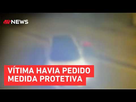 Uma jovem de 24 anos foi vítima de uma grave agressão em Belo Horizonte, sendo investigada como tentativa de feminicídio. A mulher foi atingida por um v...