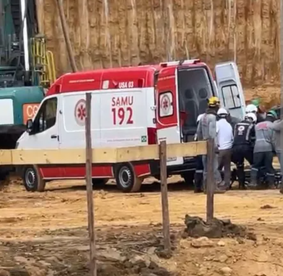 A cidade de Ipatinga registrou um trágico incidente que resultou na morte de um trabalhador em um canteiro de obras. Fábio José Martins, de 46 anos, fal...