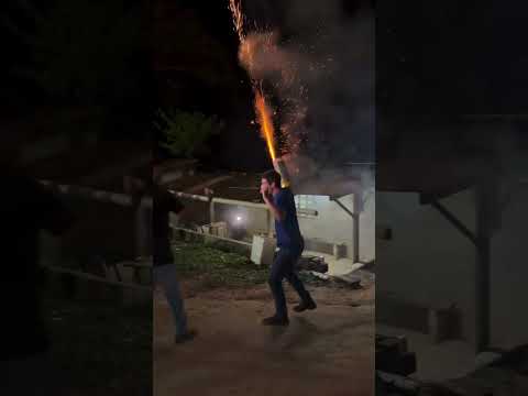 Vídeo do canal Portal Minas - Notícias que está circulando por aí — e a gente traz pra cá. A gente não perdeu tempo e trouxe o vídeo "Cana Verde: Brinca...