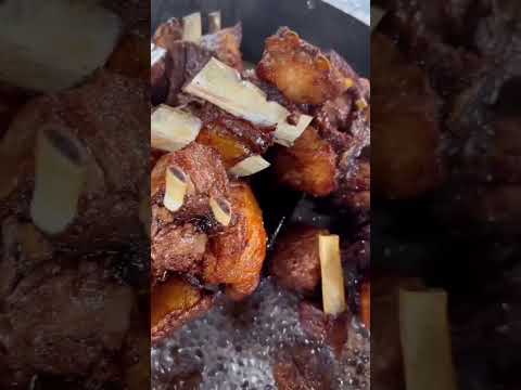 Separa um minutinho que esse vídeo vale a pena. Créditos: canal YouTube. A gente não perdeu tempo e trouxe o vídeo "Sabor da simplicidade: Saúde no prat...