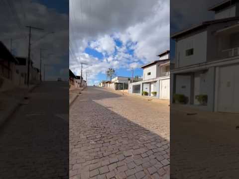 Mais um pra sua lista: o canal Genaro tá viajando publicou um vídeo que está chamando a atenção. A gente não perdeu tempo e trouxe o vídeo "Minas Gerais...