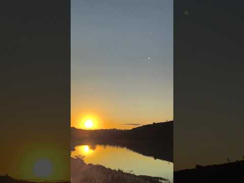 Se liga: vídeo interessante do canal Isaac Andrade Original, publicado em 28/09/2026. A gente não perdeu tempo e trouxe o vídeo "Vale do Aço: Pôr do sol...