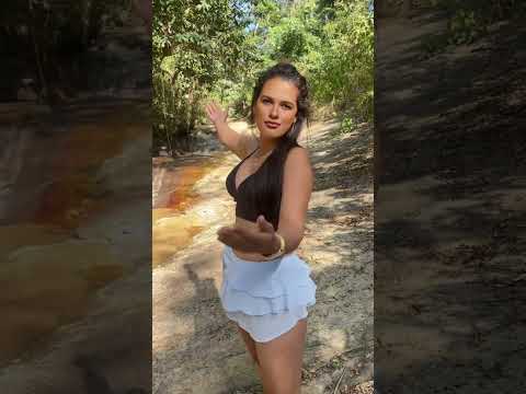 Apareceu esse vídeo do canal Naidevieira7 e achamos que você precisa ver. A gente não perdeu tempo e trouxe o vídeo "Minas Gerais revela cachoeira esple...