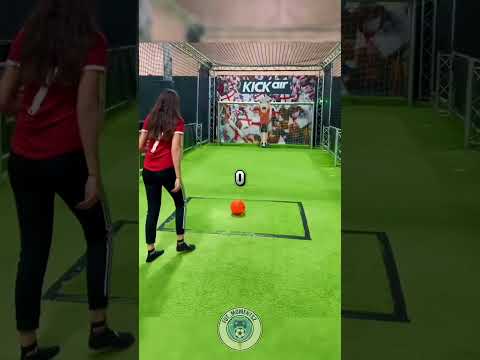 Pegamos esse vídeo do canal YouTube pra você não perder o que está rolando. A gente não perdeu tempo e trouxe o vídeo "Quebrou a barreira: único gol con...